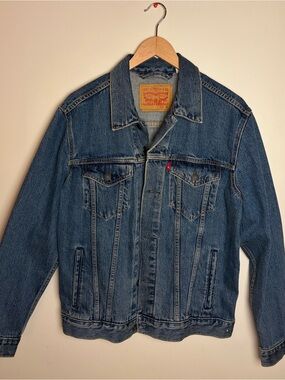 Women’s Levi’s Trucker Jacket